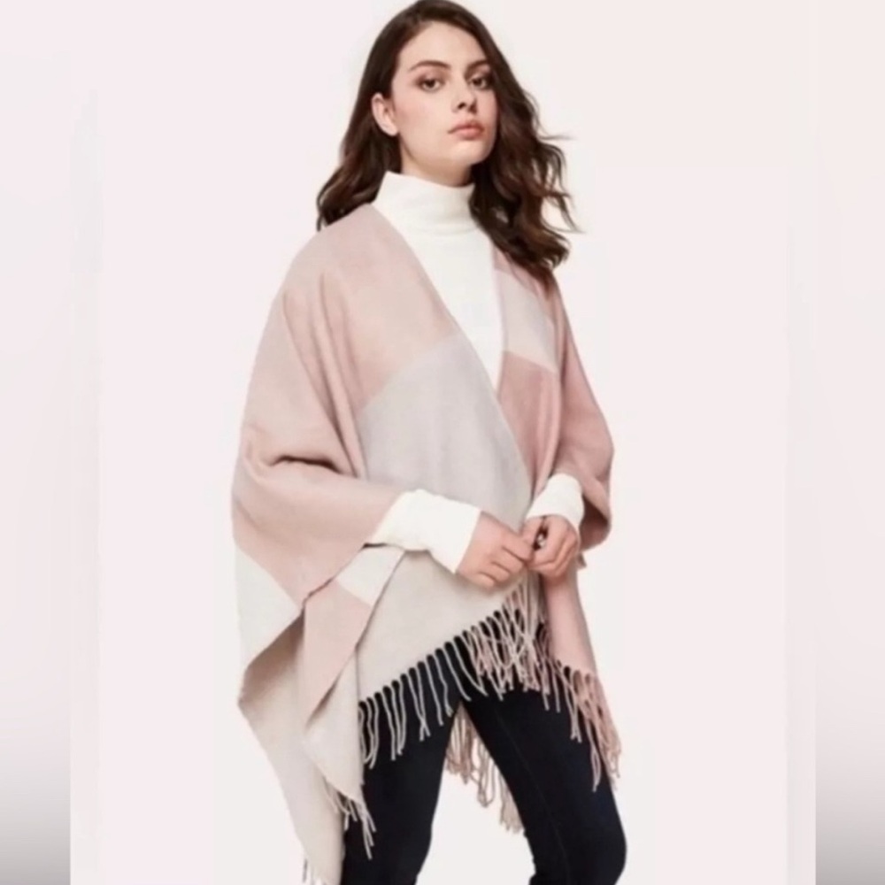 Soia & Kyo Light Pink Cream Colorblock Open Poncho Cardigan with Scarf Hem NWT